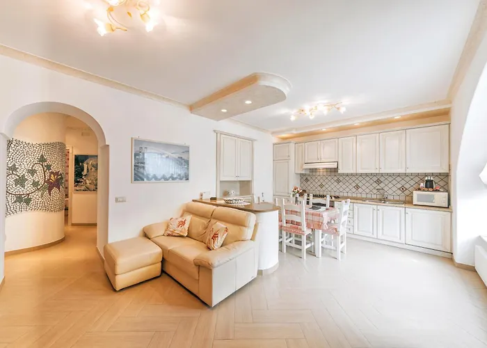 Il Mosaico Al Mare Апартаменты *